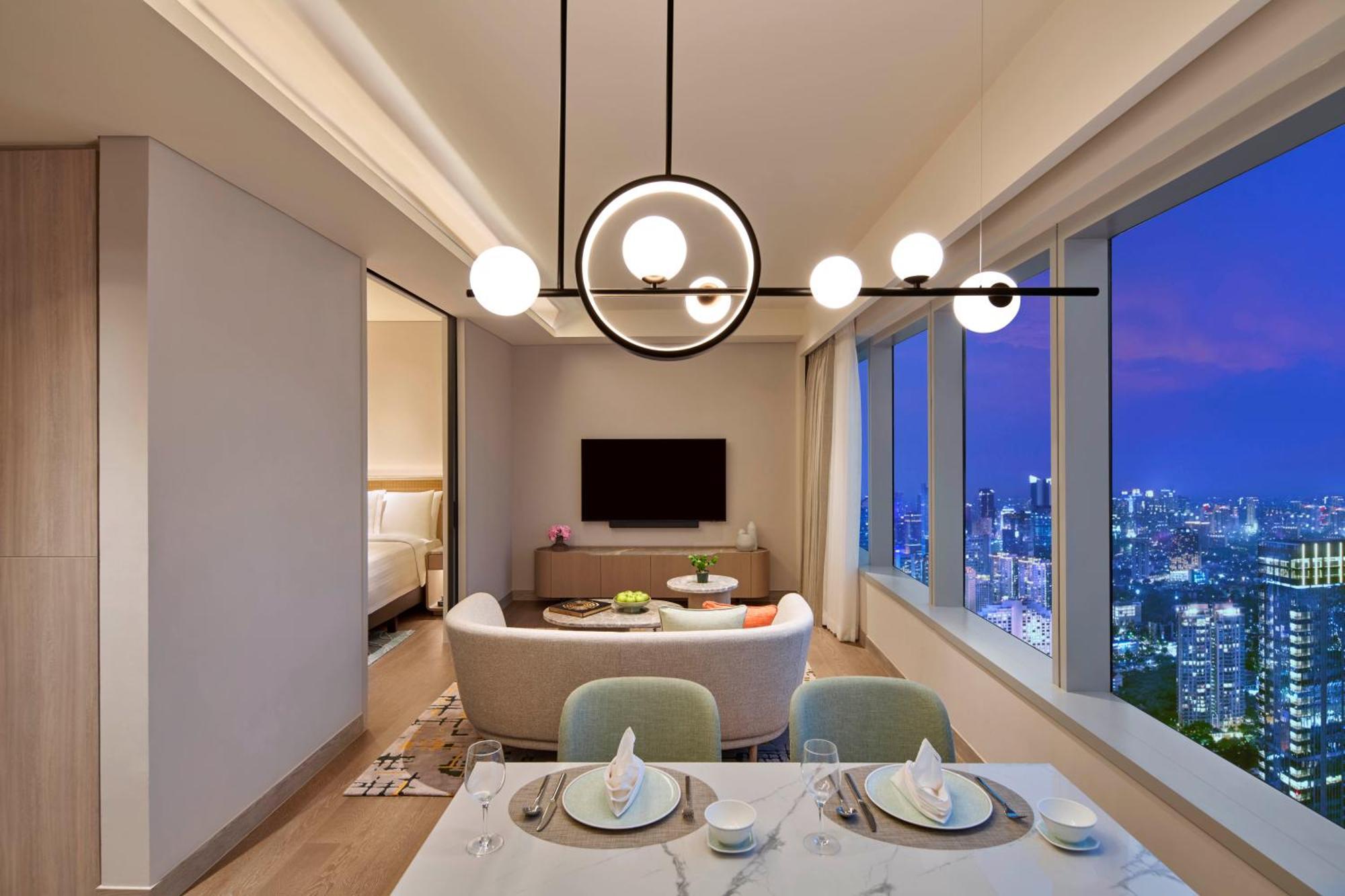 Parkroyal Serviced Suites Giacarta Esterno foto
