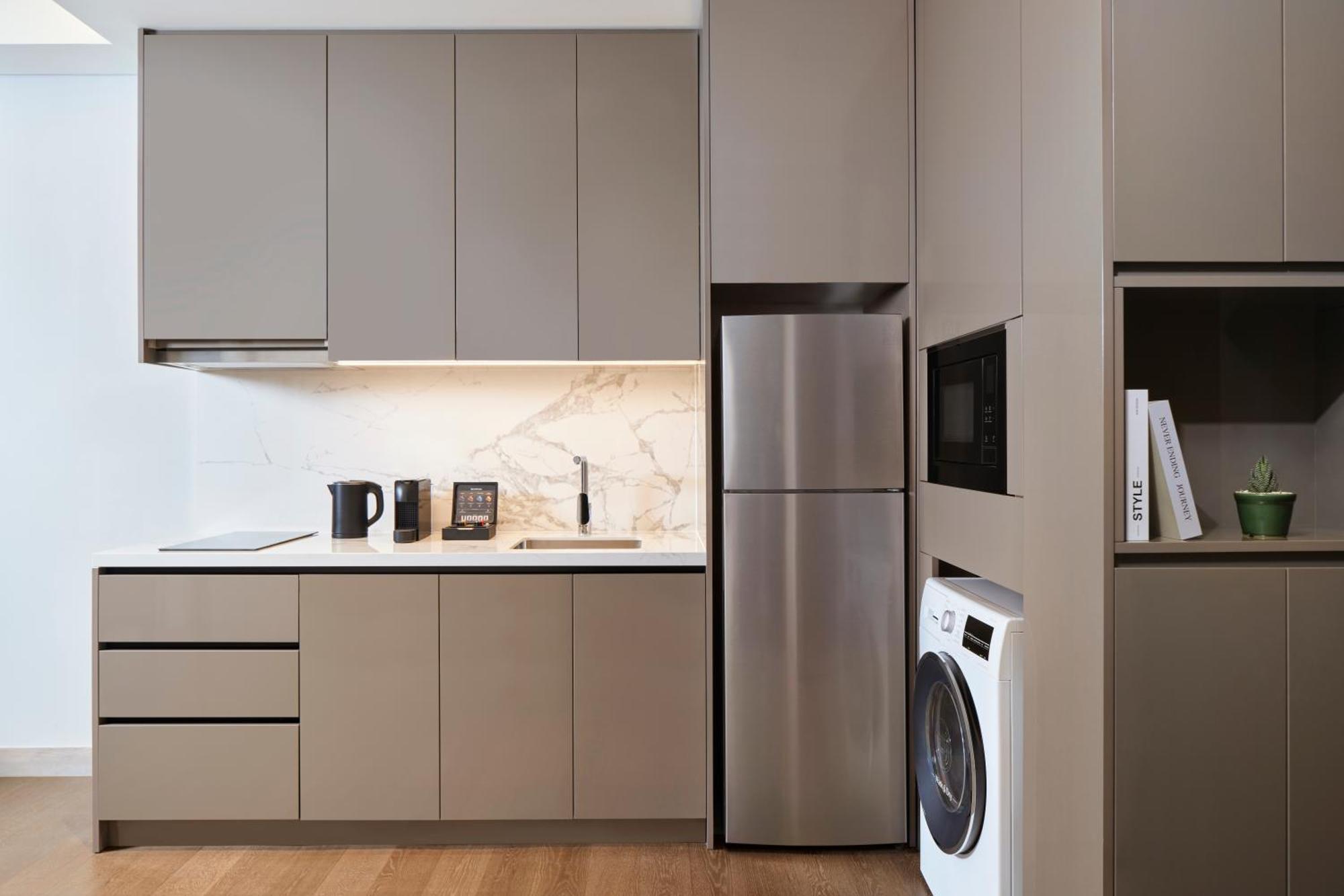 Parkroyal Serviced Suites Giacarta Esterno foto