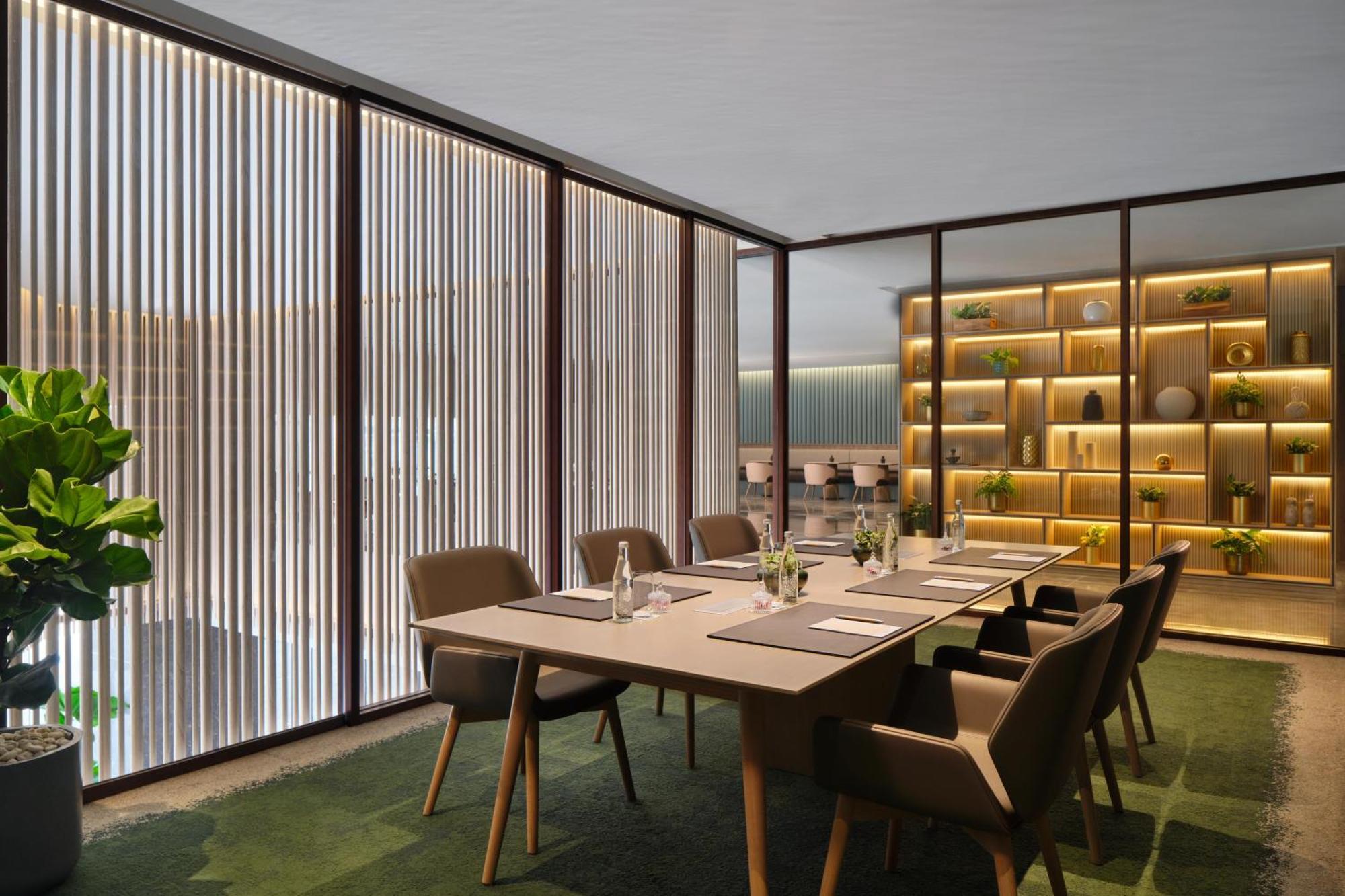 Parkroyal Serviced Suites Giacarta Esterno foto