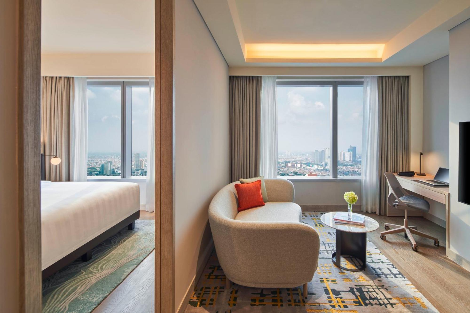 Parkroyal Serviced Suites Giacarta Esterno foto